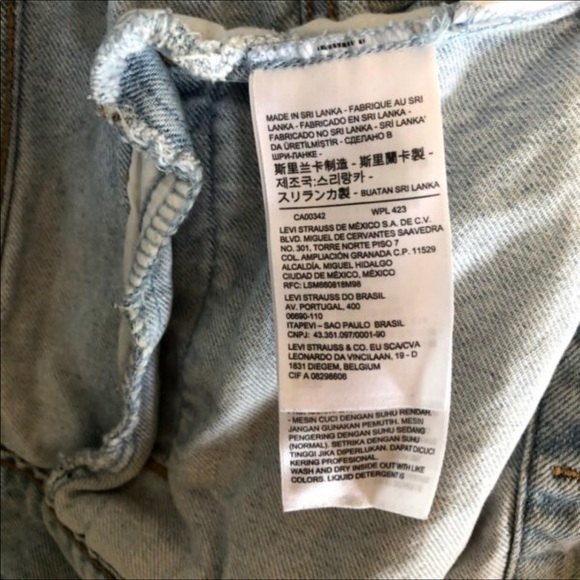 Levi’s Strauss Jean Jacket - Picture 9 of 10